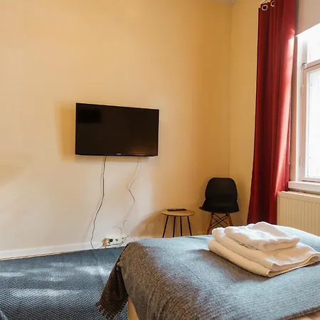 Apartment Kotimaailma Hortus - 4br Turku